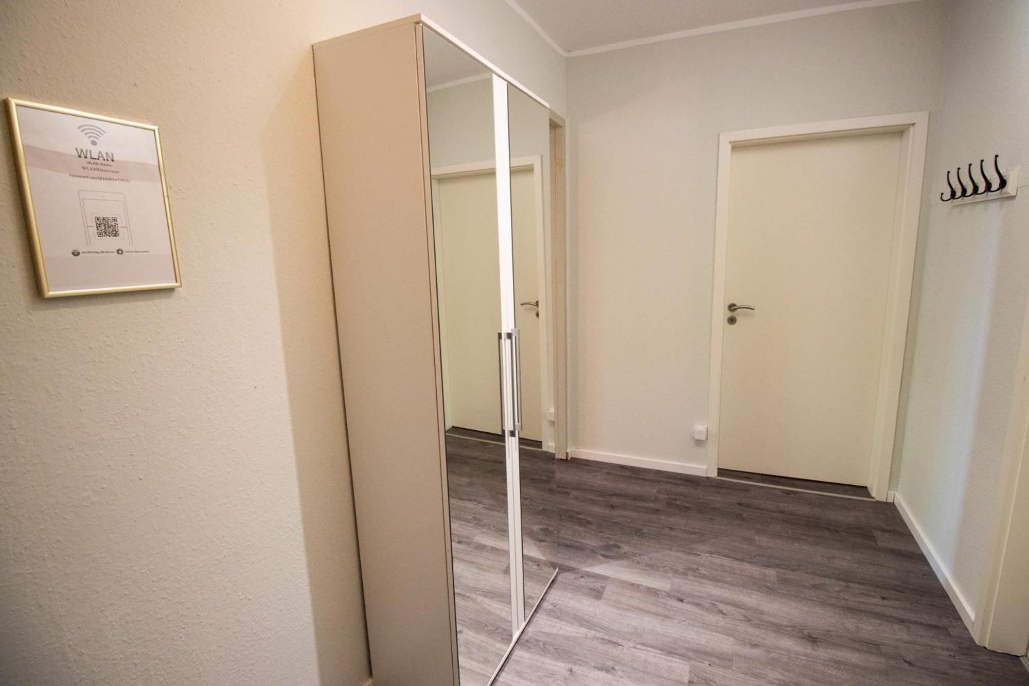 Schoene Wohnung Fuer 4 Gaeste An Der Eilenriede Mit Kostenlosen Parkplaetzen Hanôver Exterior foto